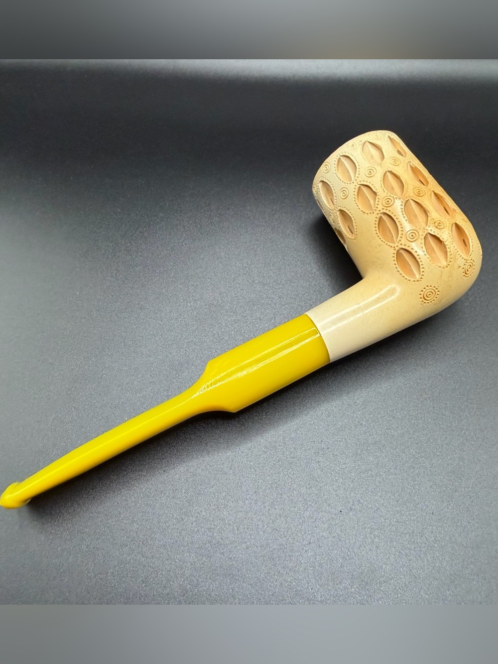 Vintage straight Billiard shaped carved lattice meerschaum pipe